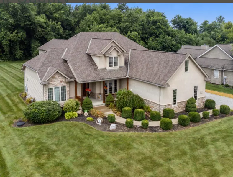 13843 Crescent Cove Avenue, Thornville, OH 43076