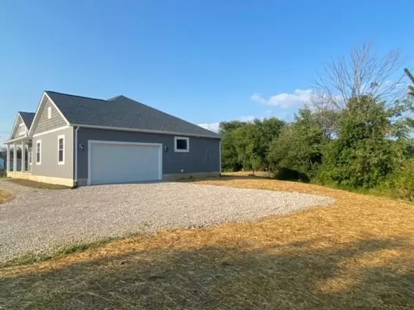 Centerburg, OH 43011,735 Township Rd 198