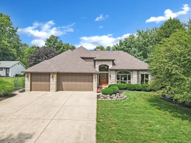 36 Wilshire Drive, Hebron, OH 43025