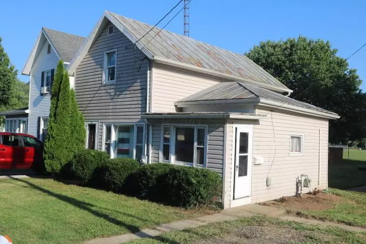 Fredericktown, OH 43019,93 E 6th Street