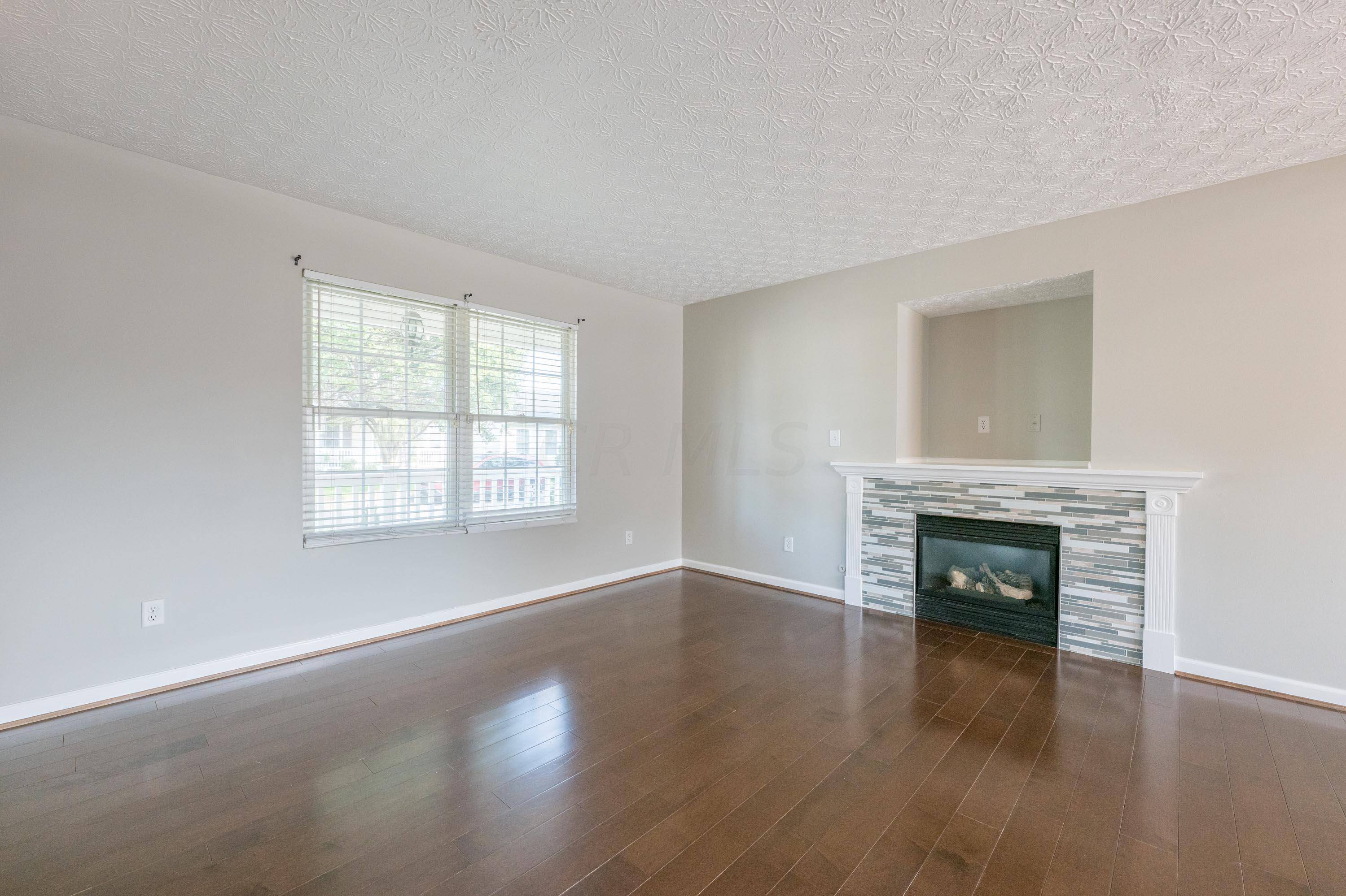 Columbus, OH 43207,3747 Revolutionary Drive