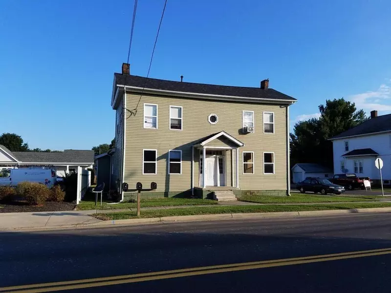 702 W Main Street, Hebron, OH 43025