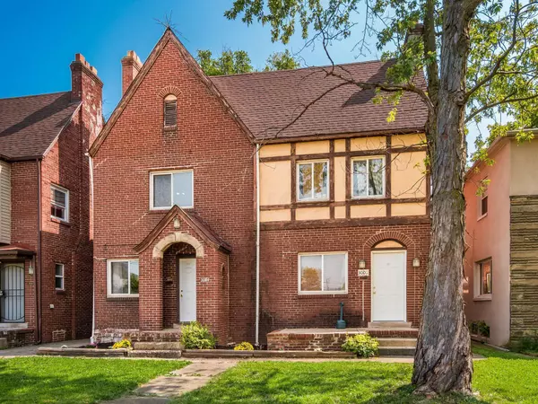 Columbus, OH 43224,3002 Cleveland Avenue #4