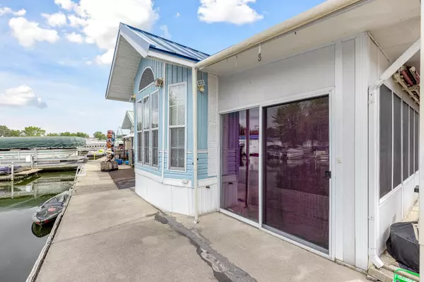 Russells Point, OH 43348,9355 SR 708 #Unit 7
