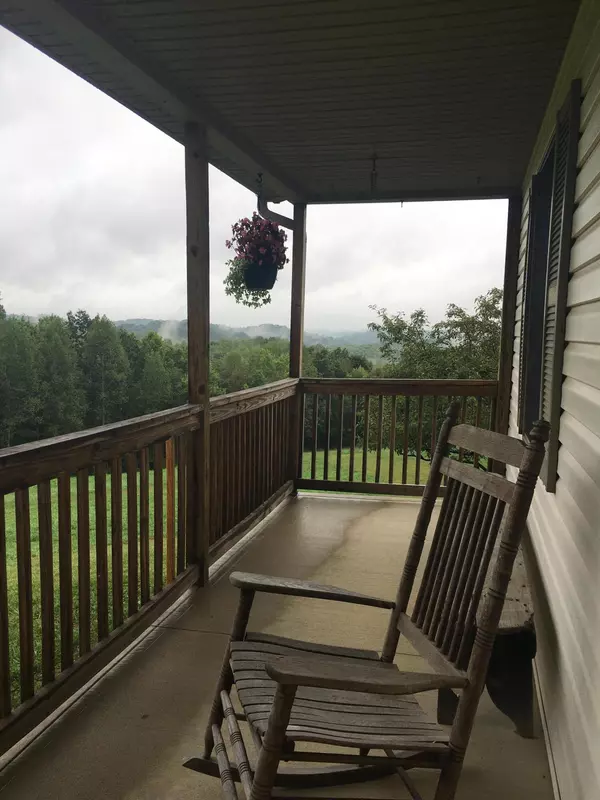 Mcarthur, OH 45651,27783 Locust Grove Road