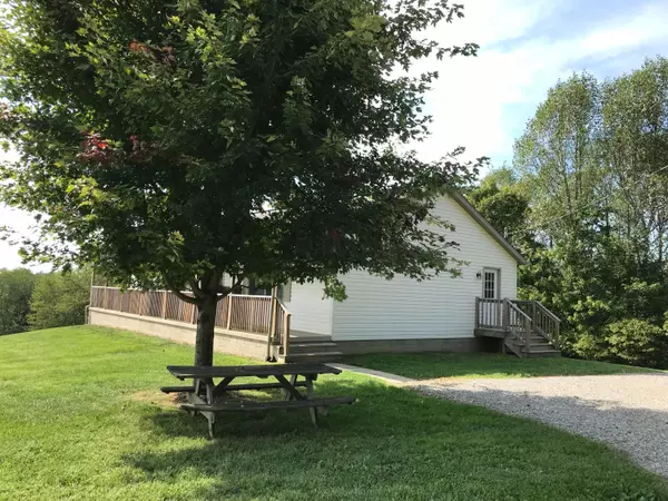 Mcarthur, OH 45651,27783 Locust Grove Road