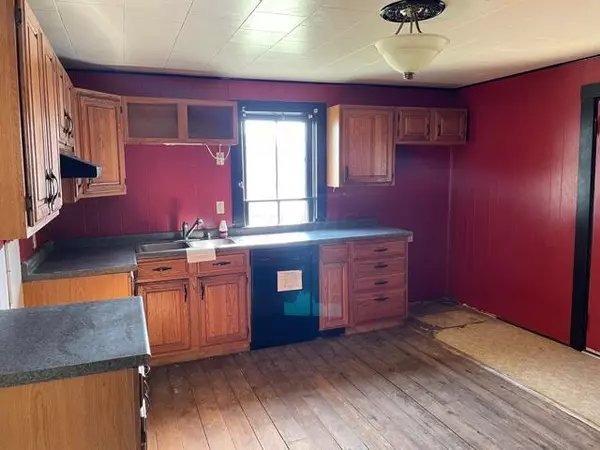 Frazeysburg, OH 43822,96 Clay Street