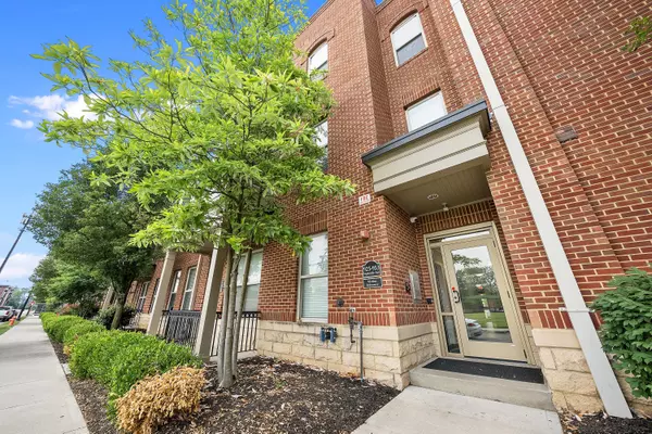 Columbus, OH 43215,953 Ingleside Avenue #316