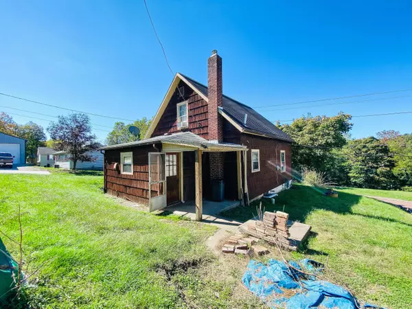 Corning, OH 43730,142 Church Street