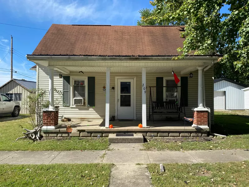 209 Eastern Avenue, Lynchburg, OH 45142