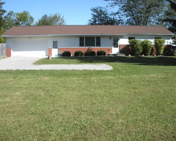 386 Hickory Lane, Washington Court House, OH 43160