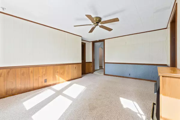 West Mansfield, OH 43358,247 W State Street