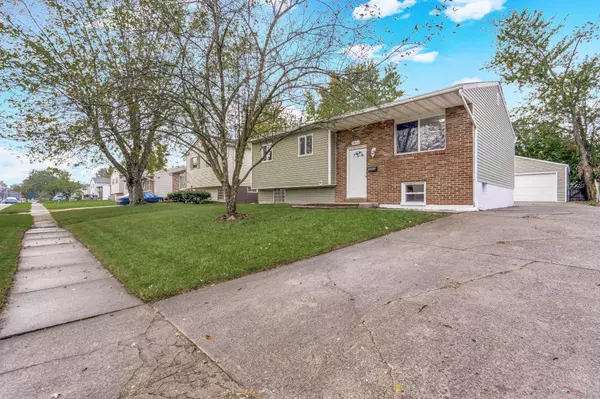 Columbus, OH 43224,3453 Bremen Street
