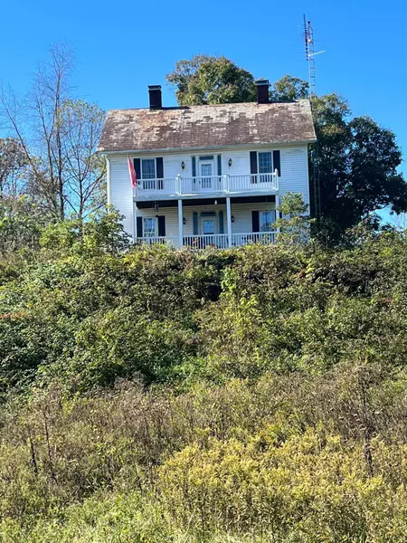 7651 N State Route 669, Mcconnelsville, OH 43756