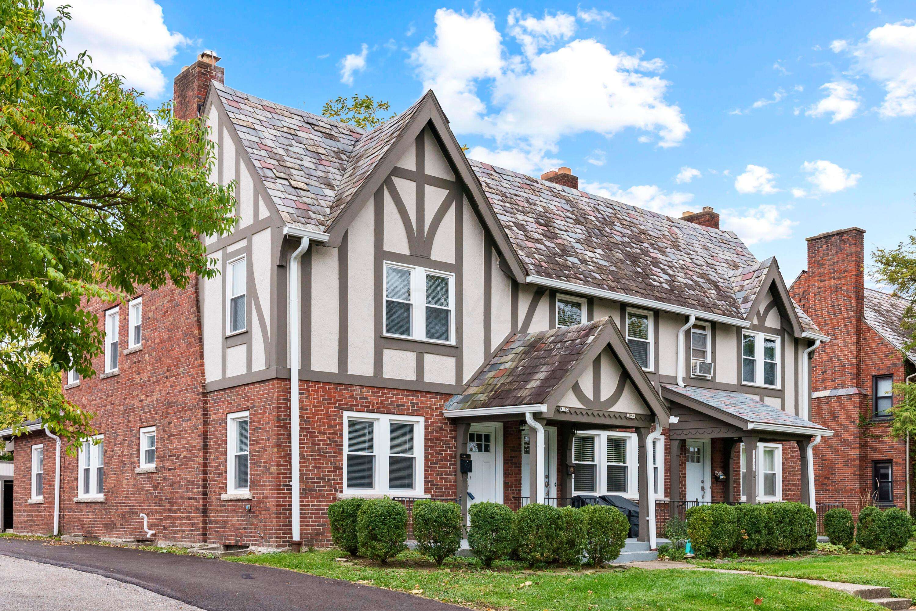Upper Arlington, OH 43221,19831987 Tewksbury Road
