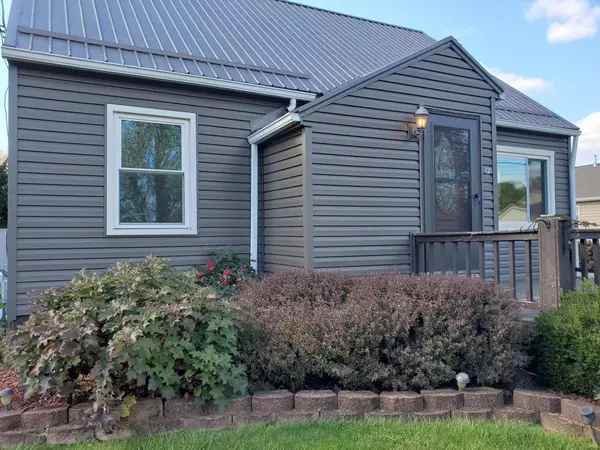 Hebron, OH 43025,121 N 9th Street