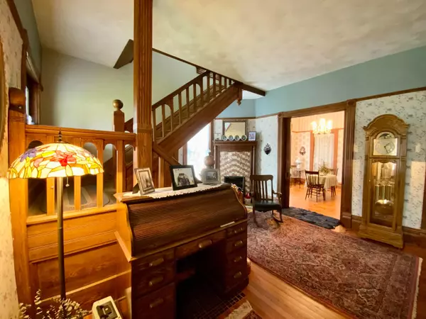 Brinkhaven, OH 43006,206 E Main Street