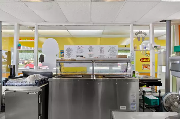 Mount Gilead, OH 43338,43 N Main Street