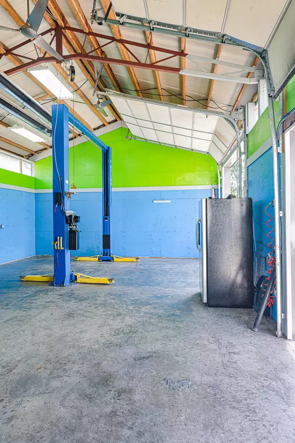 Junction City, OH 43748,214 E Main Street