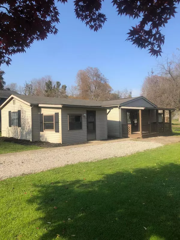 Thornville, OH 43076,24 Maple Avenue