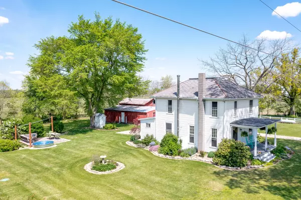 Bellefontaine, OH 43311,928 County Road 32