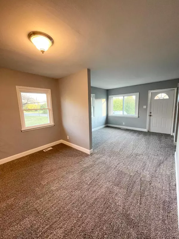 Columbus, OH 43207,524 Elwood Avenue