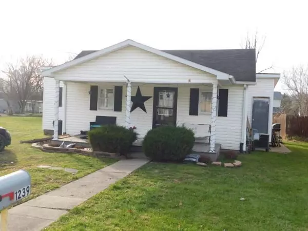 1239 Kansas Avenue, Logan, OH 43138