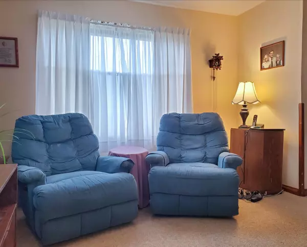 Beaver, OH 45613,215 State Route 335