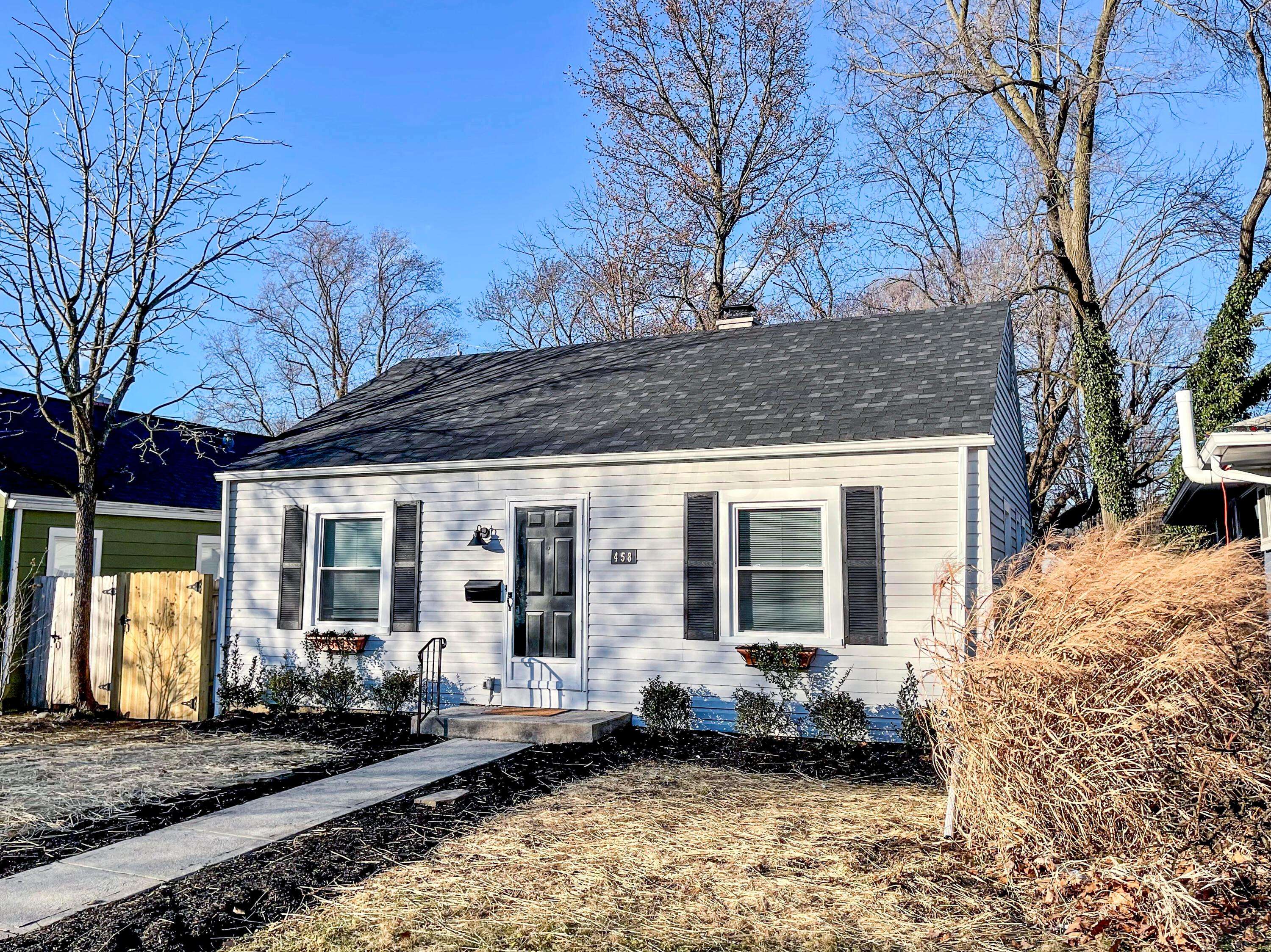 Columbus, OH 43214,458 E Beechwold Boulevard
