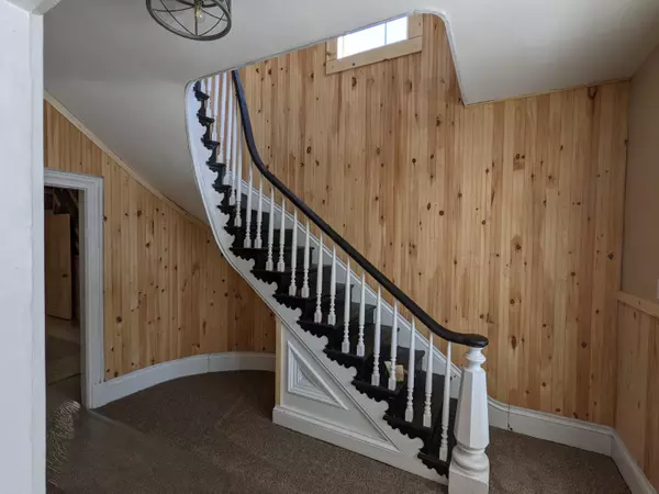 Mount Gilead, OH 43338,62 E North Street