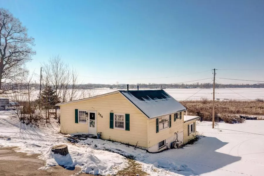 354 Edgewater Beach Boulevard, Thornville, OH 43076