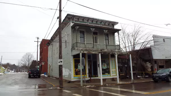 Corning, OH 43730,124 W Main Street