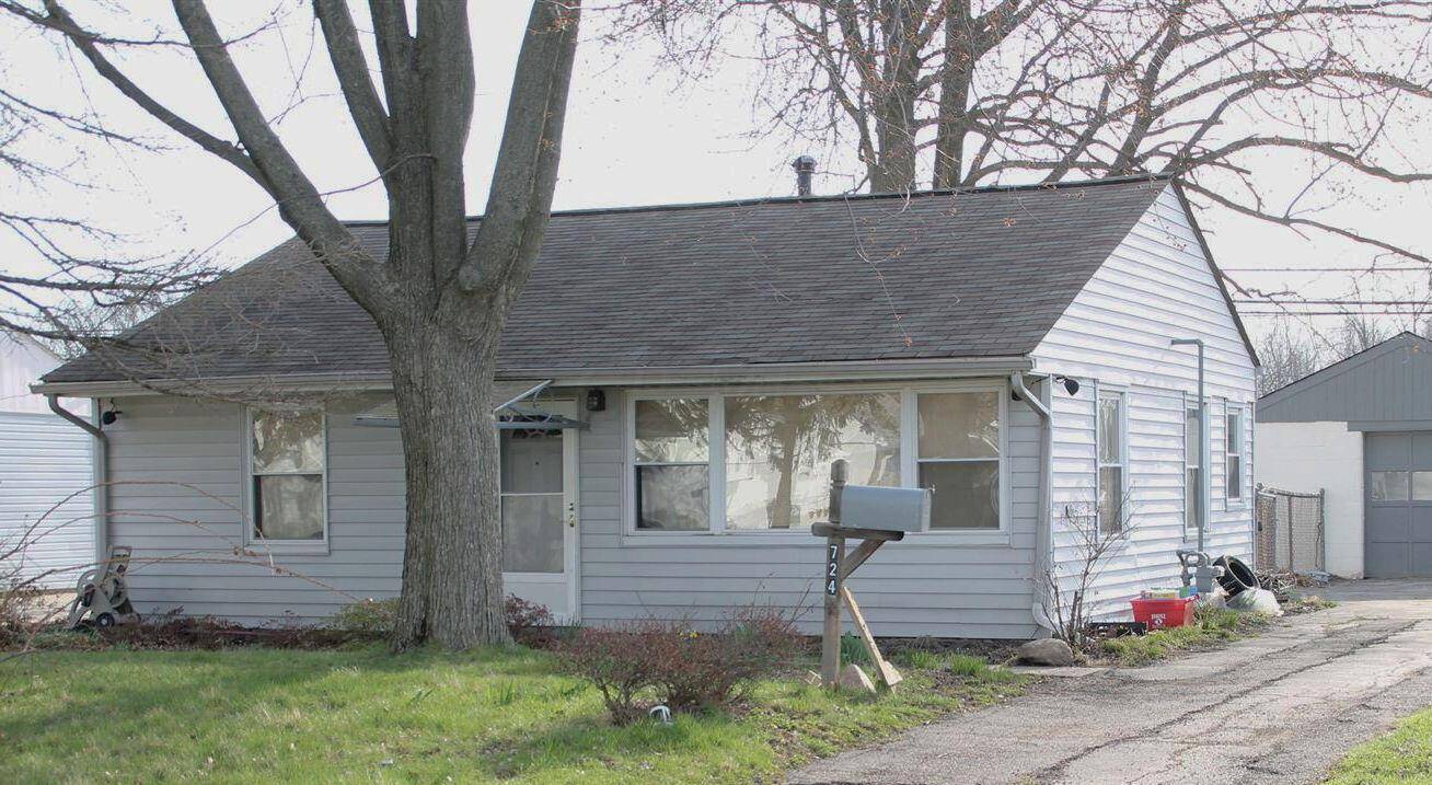 724 Martha Lane, Whitehall, OH 43213