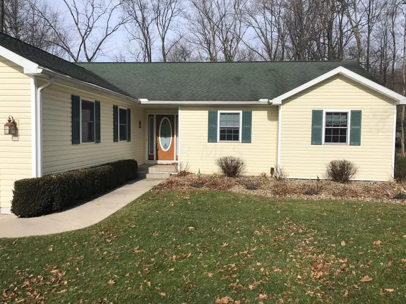 427 Highland Hills Circle, Howard, OH 43028