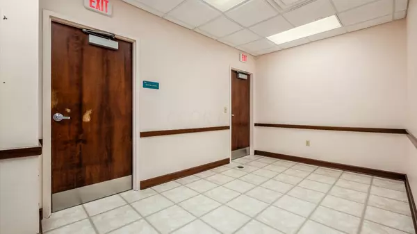 Zanesville, OH 43701,3814 James Court