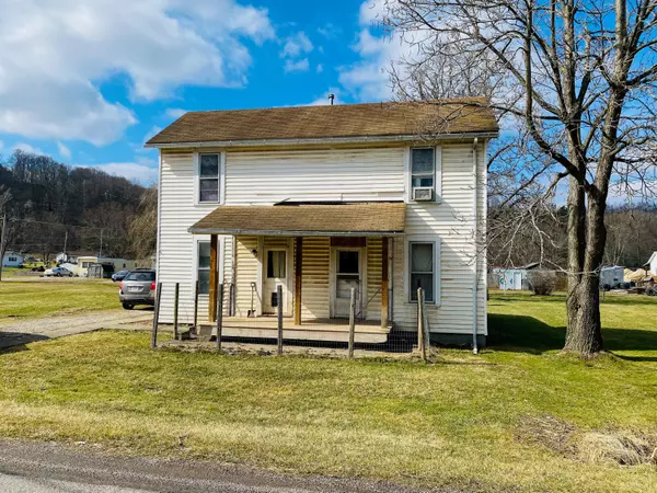 8677 Mckinley Street, Crooksville, OH 43731