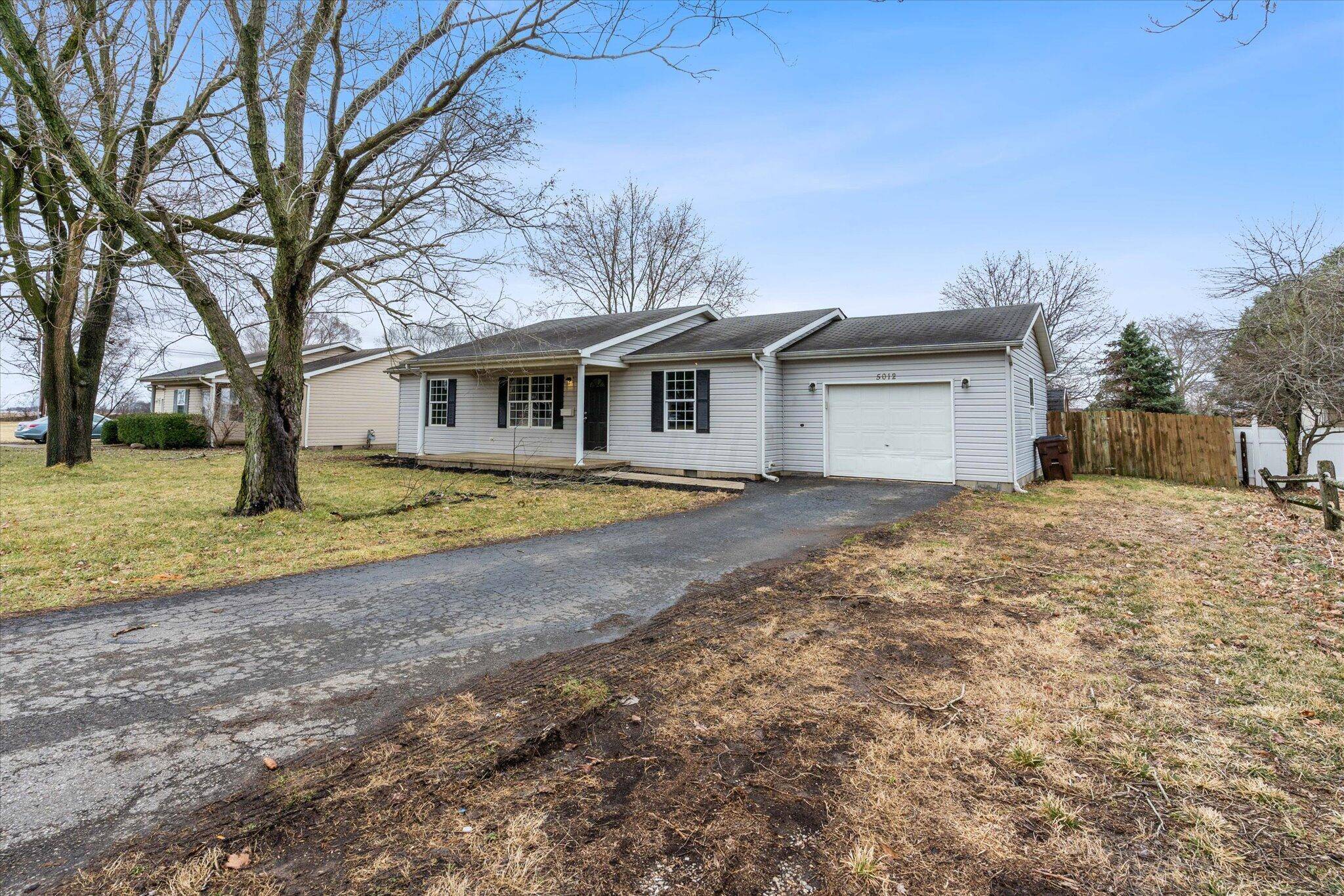 South Bloomfield, OH 43103,5012 East Street