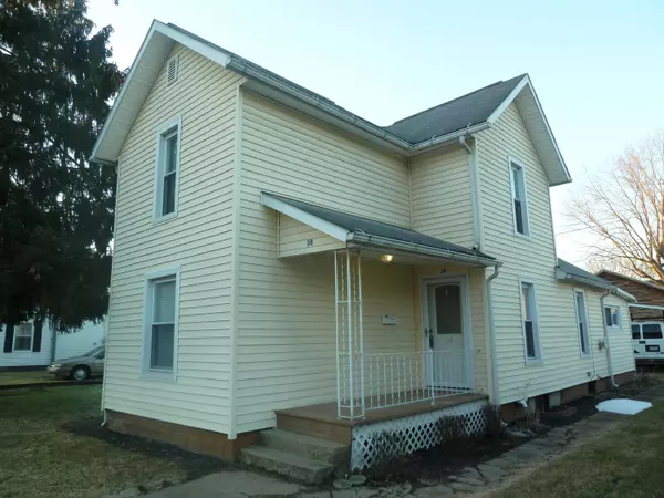 38 Cottage Street, Newark, OH 43055