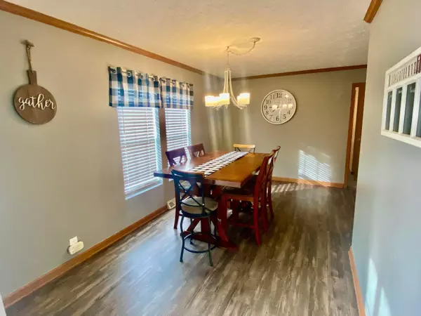 Adamsville, OH 43802,7770 Center Street