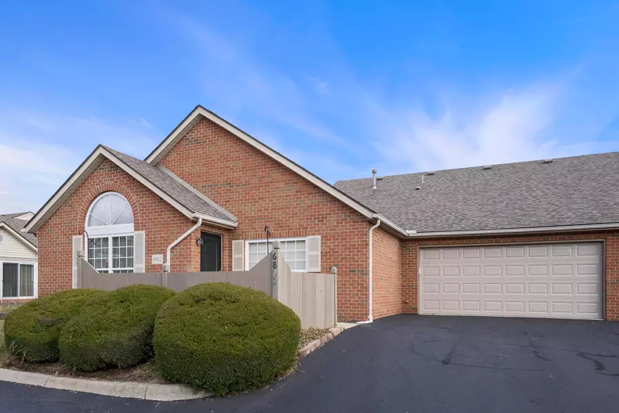 6822 Newrock Drive, New Albany, OH 43054