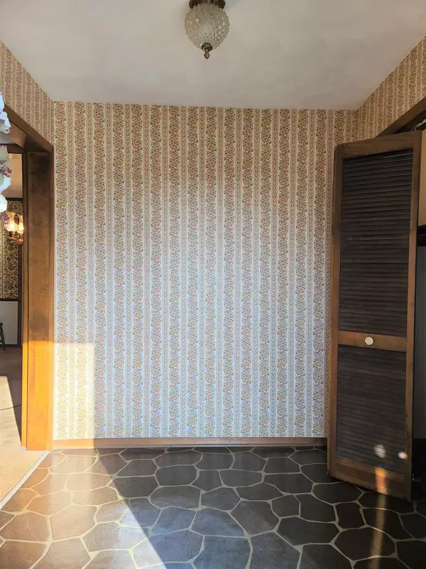 Urbana, OH 43078,4381 Briarwood Drive