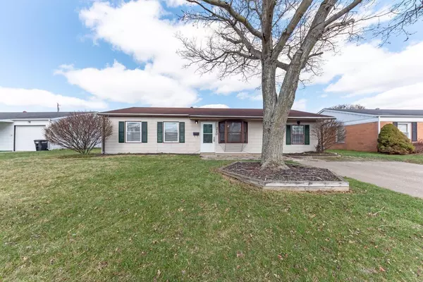 210 Indianhead Drive, Heath, OH 43056