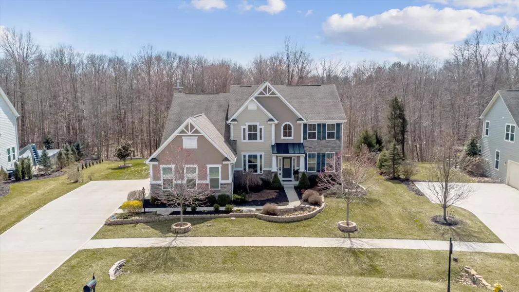 6074 McClellon Drive, Galena, OH 43021