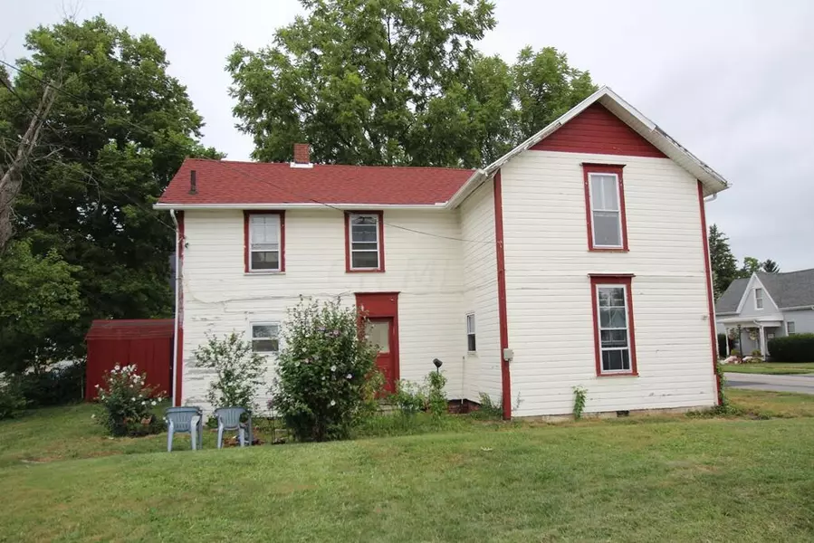 139 N London Street, Mount Sterling, OH 43143