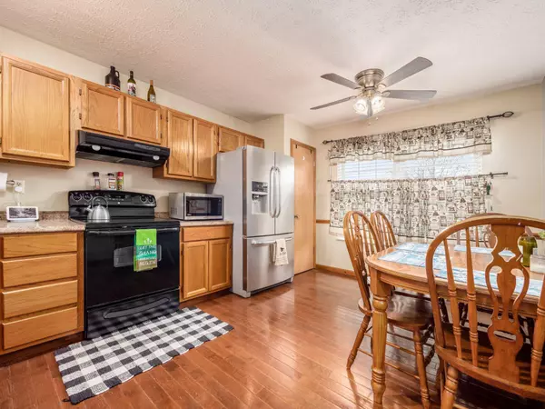 Columbus, OH 43228,992 Western Run Drive