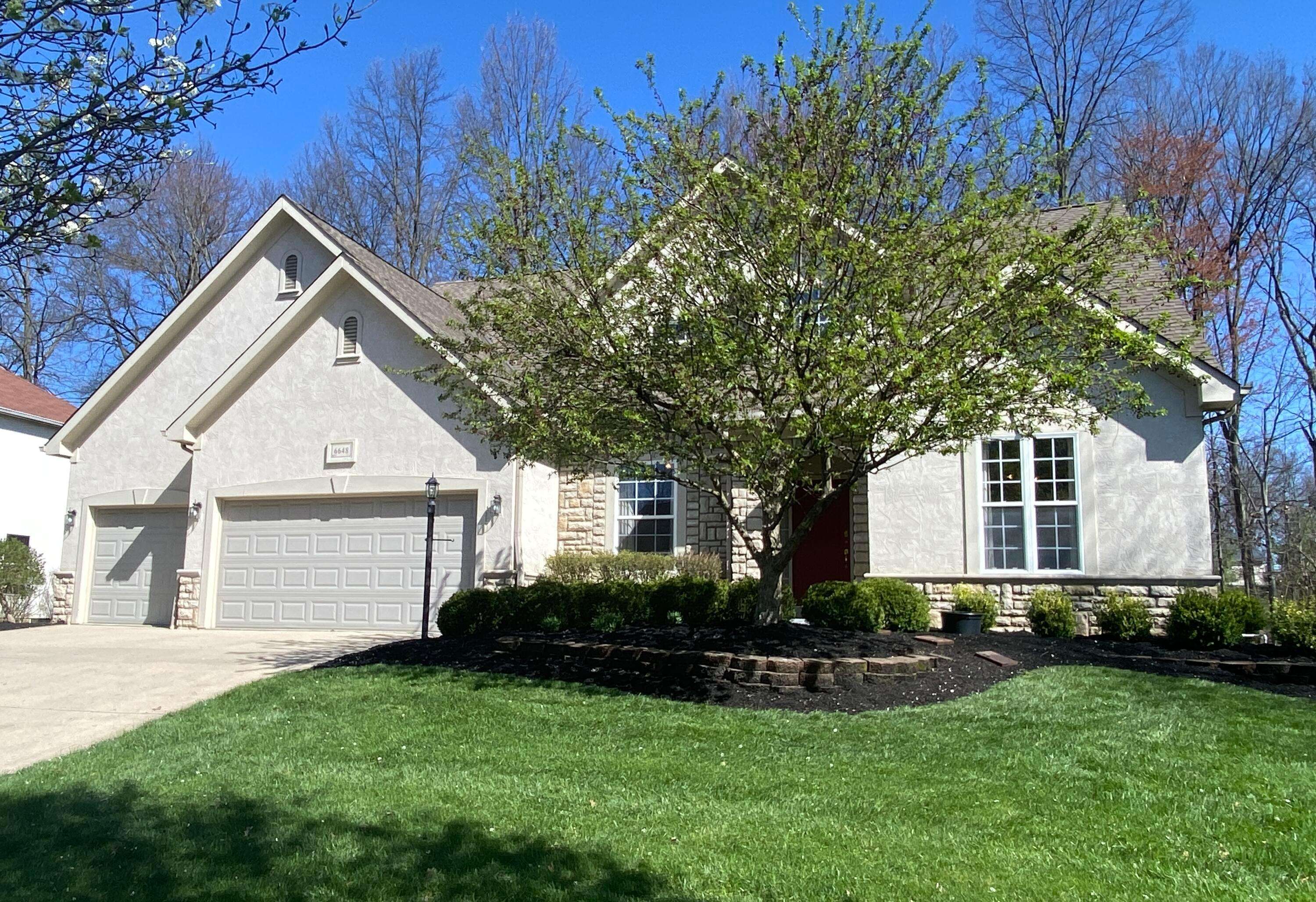 6648 Estate View Drive,  Blacklick,  OH 43004