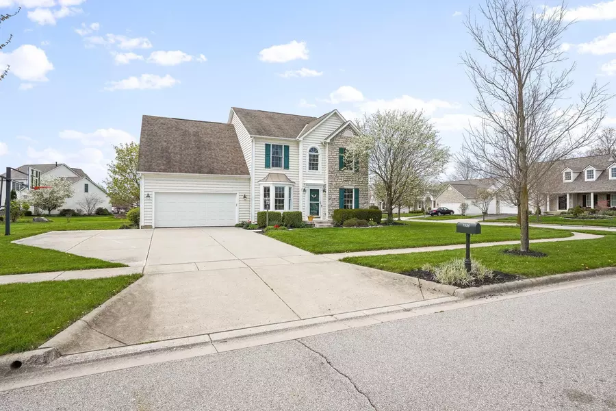 7536 Indian Creek Way, Powell, OH 43065