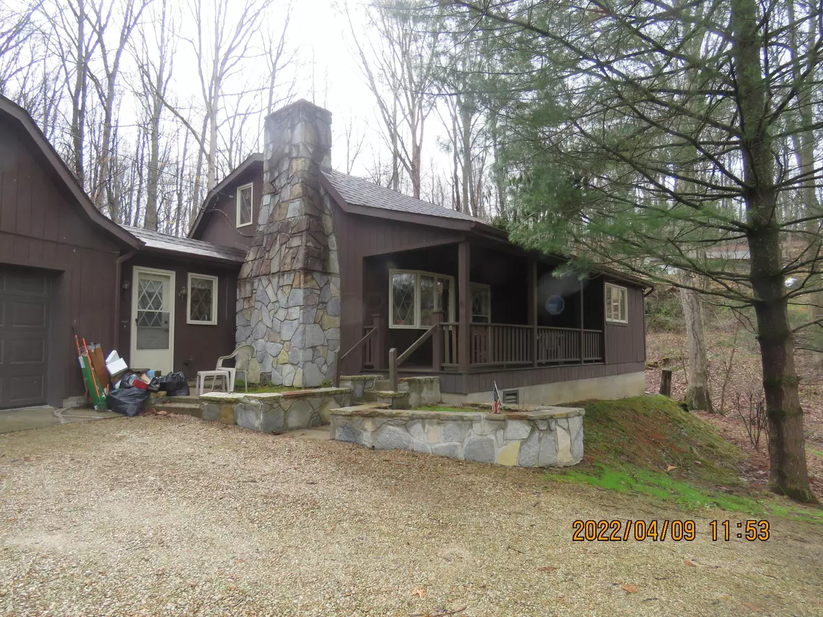 Rockbridge, OH 43149,26605 Miller Road