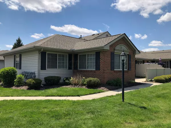 352 Virginia Court, Pataskala, OH 43062