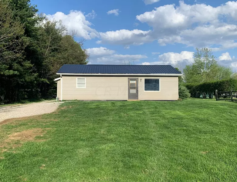 3340 Dutch Ridge Road, New Straitsville, OH 43766